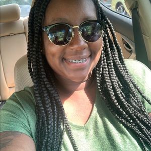 Meet your Posher, Jacquisha